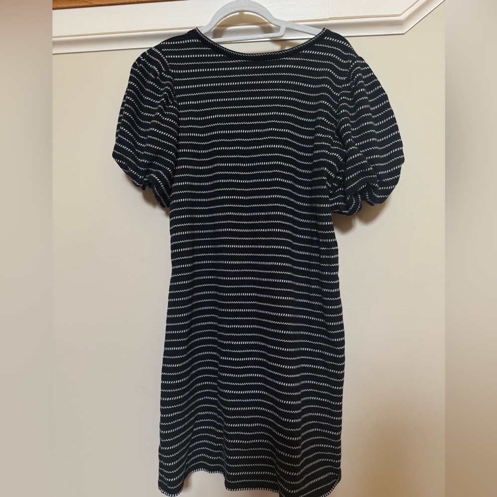 LOFT Beach Black and White Striped Dress Puff Sleeve Size M